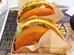 -麦当劳(乳山路店)