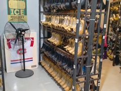 -冠军冰场CHAMPION RINK(百联又一城店)