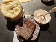 -铭牛烧肉·和牛海鲜自助(高新月牙湖店)
