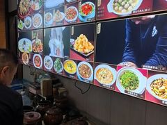 -环宇草鸡店·特色炒鸡