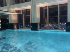 -上海浦东丽思卡尔顿酒店