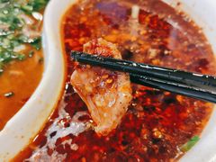 鸳鸯水煮牛肉-成都吃客(九眼桥店)