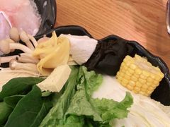 -呷哺呷哺(万达新世界店)