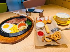 -菲滋意式餐厅(加州阳光二店)