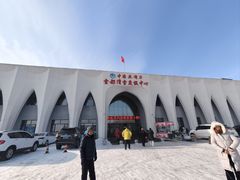 -亚布力新体委滑雪场