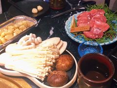 -山川小町·极番烧肉(新地假日广场店)