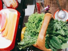 -醉董牛川派鲜肉自选火锅(烟台店)