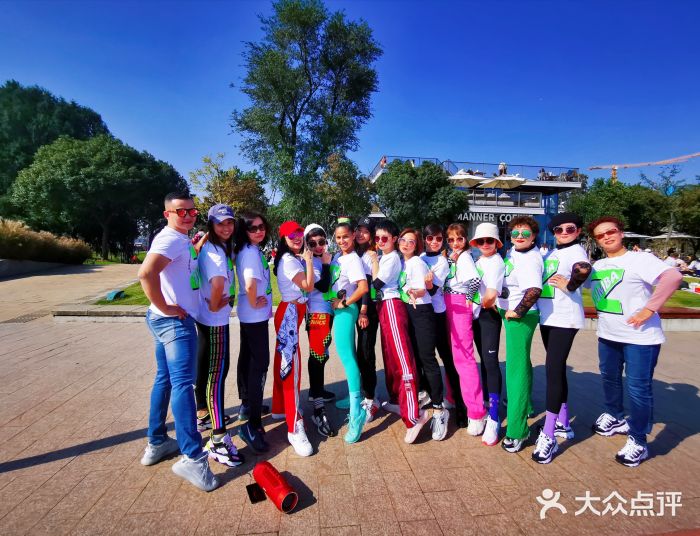 文E范儿ZUMBA尊巴舞蹈图片