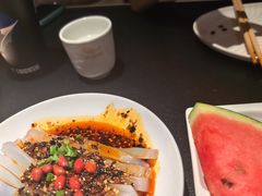 -辣尚瘾·烤鱼·新川菜(牡丹园直营店)