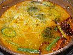 -洱火云南酸菜牛肉火锅(石景山当代商城店)