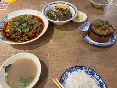 -杨三孃跷脚牛肉(美洲花园店)