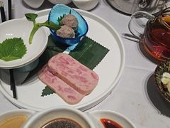 -红鼎豆捞·非遗鲍皇汤火锅(宝丰路店)