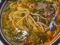 -云阿蛮云南生烫牛肉米线(奉贤路店)