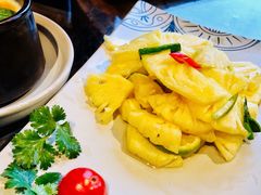 青柠拌菠萝-云海肴·汽锅鸡·云南菜(天山百盛优客店)