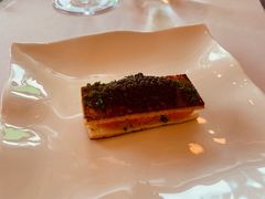 有机蛋黄吐司鱼子酱和香草-Jean Georges