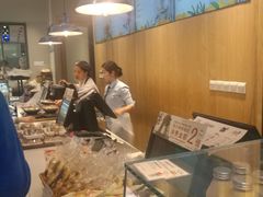 -巴黎贝甜(大宁国际商业广场店)