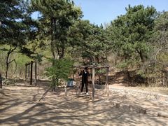 -鬼笑石后山停车场
