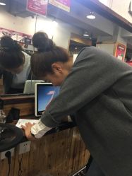 -镁连社·美联社