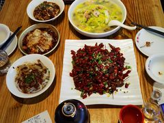 -兔槽江湖菜·重庆璧山兔(水围店)