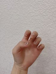-芮娅时光半永久纹眉·美甲美睫·皮肤管理