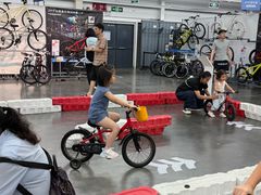 -迪卡侬(大关店)