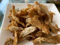 -天天向上素食餐厅(五台山店)
