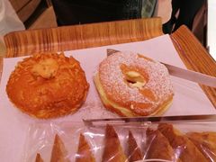 -巴黎贝甜(大宁国际商业广场店)