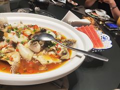 -忆江南·临江鱼馆