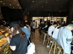 -星巴克臻选(舟山凯虹广场店)
