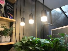 -HIGH FIVE哈福手工汉堡(桂林路店)