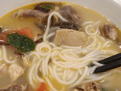 -蒙自源米线(虎门国际购物中心店)