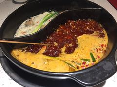 -钢管厂五区小郡肝串串香(奥克斯广场锦城万达店)