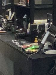 -老肖男士理发店