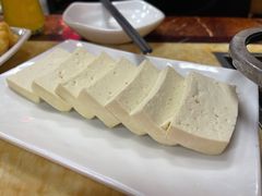豆腐-彭记铁锅肥肠(东四总店)