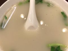 本帮肚肺汤-三两春(浦三路店)