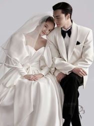 -雪中彩影婚纱摄影·微光艺术中心