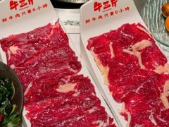 -牛三斤潮汕鲜牛肉火锅(昌发展万科店)