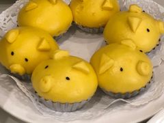 奶黄猪仔包-黄埔华苑酒家(黄埔店)