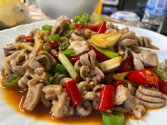 尖椒炒脆肠-建水五谷杂粮餐厅·建水美食
