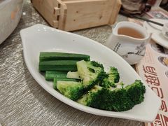-粤点越有·茶点·粤菜(樵岭国际店)