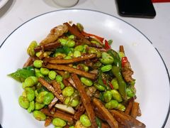 -丁里羊肉小镇(天鹅湖总店)