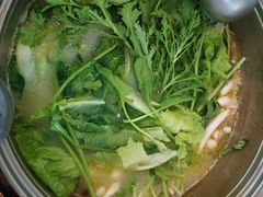 -15年老字号鑫鑫猪肚鸡·椰子鸡海南火锅(兴隆华侨农场店)