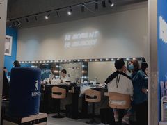 -海马体照相馆(万菱汇店)