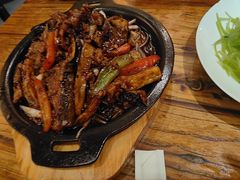 -苹果树下艺术餐厅(宋庄店)