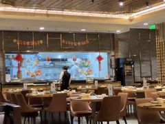 -乐忻皇朝(上海中心大厦店)