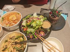 -W COLLECTIVE  DESSERT SHOP