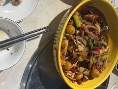 -休记光头香辣蟹干锅店(衣冠庙店)