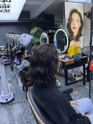 -藤野造型专业烫染接发