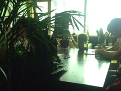 iphone_upload_pic-武汉境自在書店