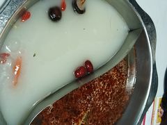 经典鸳鸯锅-傣妹火锅(南京东路一店)